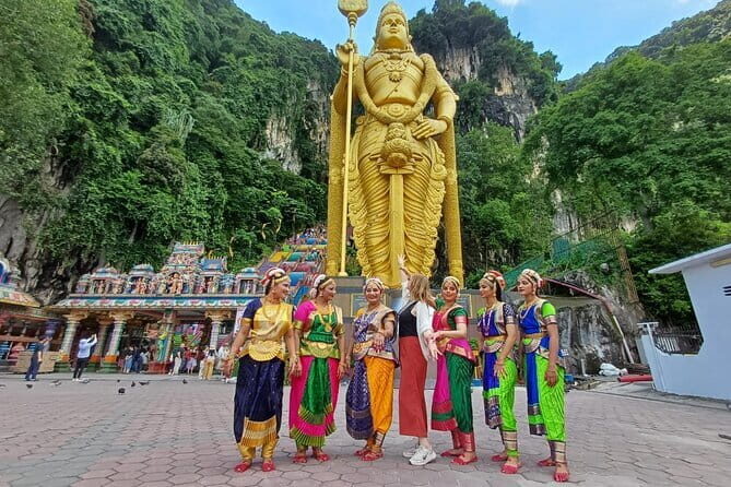 2 Days Private Vehicle With Driver -Explore Malaysia By Your Own Plans - Who this fits best