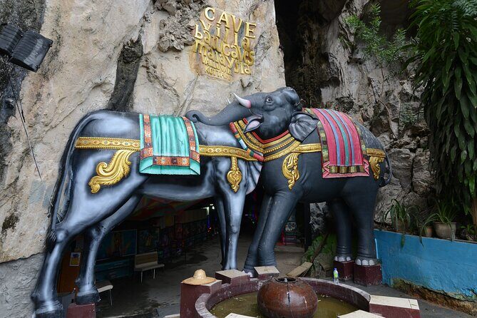 3-Hour Countryside and Batu Tour in Malaysia - Cave Villa and the museum cave: a quieter bonus stop