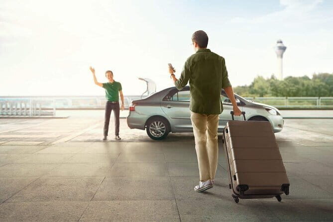 AVANI Sepang Goldcoast Resort Hotel To Kuala Lumpur International Airport KLIA KLIA2 Transfer - It’s a good fit for: couples, solo travelers, and anyone with an early flight