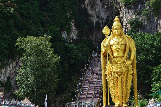 Batu Caves & Firefly Cruise from Kuala Lumpur with Seafood Dinner - Batu Caves Steps, Temple Views, and One Very Specific Dress Rule