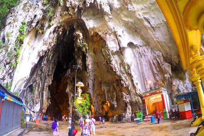 Batu Caves Temple Tour - Batu Caves in Plain Terms: Limestone Hill, Hindu Shrines, and Big Scale