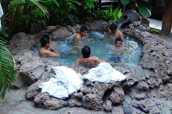 Batu Caves, Waterfalls and Hot Springs Tour With Lunch - A 6-Hour Escape From Kuala Lumpur to Batu Caves and Beyond