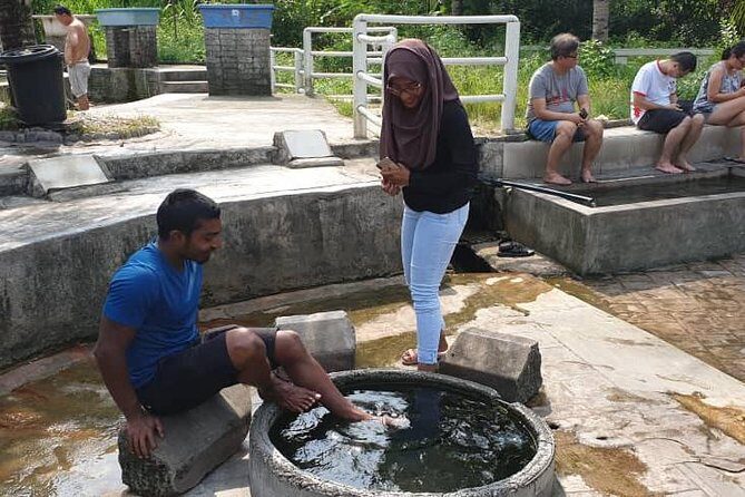 Batu Caves,Waterfalls and Hot Springs Tour With Lunch - Kanching Falls: seven tiers, swim breaks, and heat-proof planning