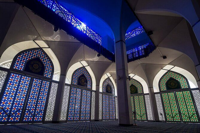 Blue Mosque And Batu Caves Private Tour from Kuala Lumpur - Price and value: what $27 per person really buys
