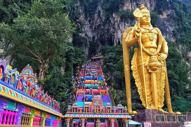 Blue Mosque And Batu Caves Tour - Getting picked up and what the private format really means