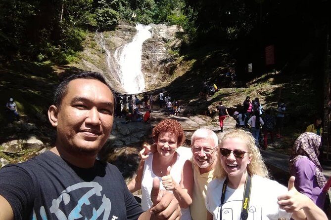 Cameron Highland Day Tour From Kuala Lumpur With Lunch Local food - Rose Valley: Free Garden Time with 450+ Species Displayed