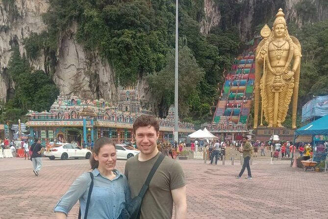Cruise Shore Excursions: Port Klang - Istana Negara and the National Monument: quick stops with strong visuals