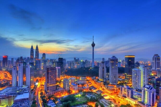 Eat Like a Local in Kuala Lumpur - Brickfields (Little India): Roti Canai and Banana Leaf Rice Where the Spice Air Is Part of the Show