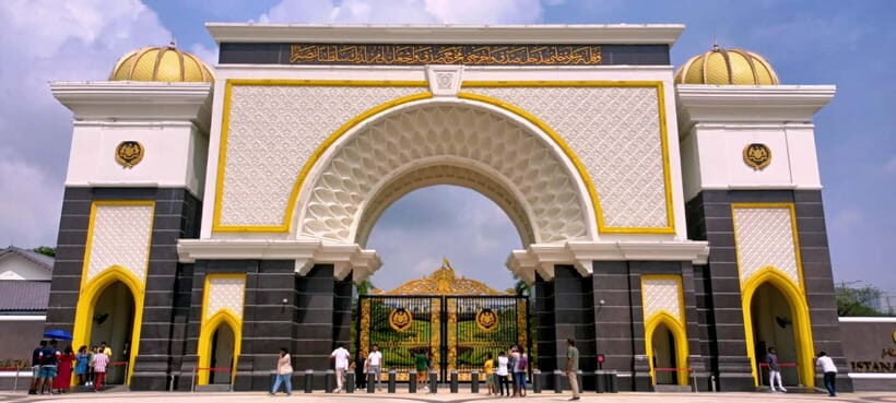 From Kuala Lumpur: City Tour with 21 Attractions - Masjid Jamek lookout and the River of Life: the best city-view mid-day