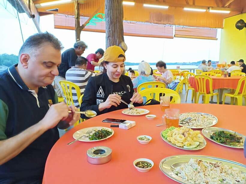 From Kuala Lumpur: Fireflies Tour and Seafood Dinner - Price and logistics: is $119 good value for 6 hours?