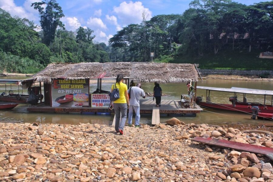 From Kuala Lumpur: Taman Negara National Park Trek Day Tour - Tembeling River: rapid-shooting thrills and the reality of getting soaked