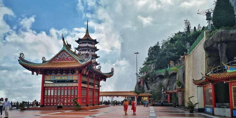 Genting Highlands Tour with Cable Car - Comfort and safety checklist: what to pack and who should skip
