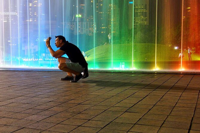 Glittering Night at Lake Symphony, River of Life & Saloma Bridge - River of Life: Dancing Symphonies and a Waterfront District Vibe
