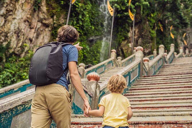 Half Day Cultural And Batu Caves Tour in Kuala Lumpur - Batu Caves: your legs, your photos, and the story behind Lord Murugan