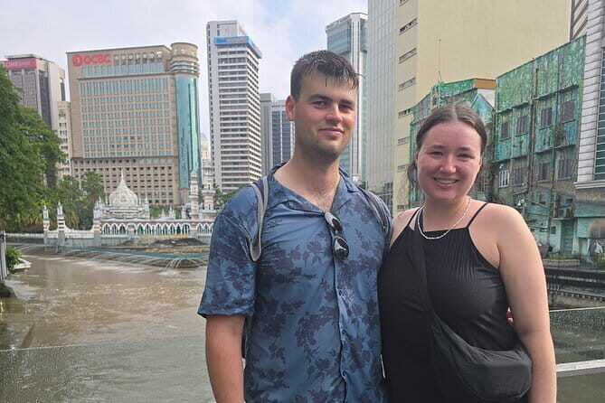 Half Day Cultural And Heritage Walking Tour in Kuala Lumpur - Start at Masjid Jamek: The Opening Scene You Can Read