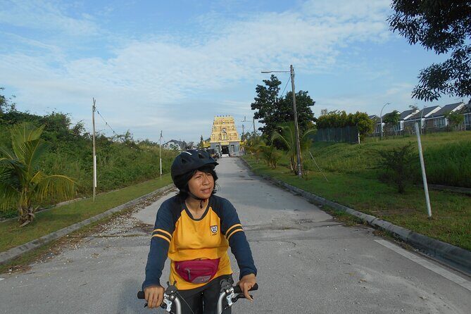 hidden secrets of kuala lumpur - Saloma Bridge and a Heritage Village Stop: City Pride, Up Close