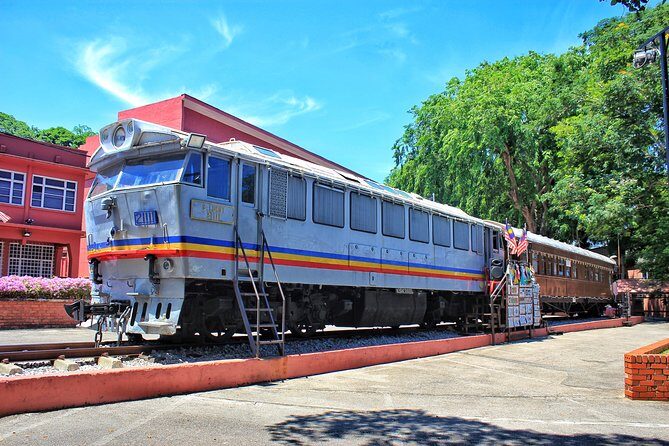 Historical Malacca Day Tour from Kuala Lumpur (Private Tour) - Jonker Street: your best chance to slow down and shop on your terms