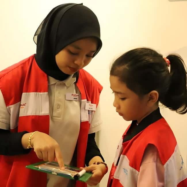 KidZania Entry Ticket - Price and value: is $18 per person worth it?