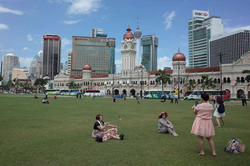 Kuala Lumpur 4-Hour Religious Harmony Tour - Thean Hou Temple: 6 tiers, Goddess of Heaven, and hill views