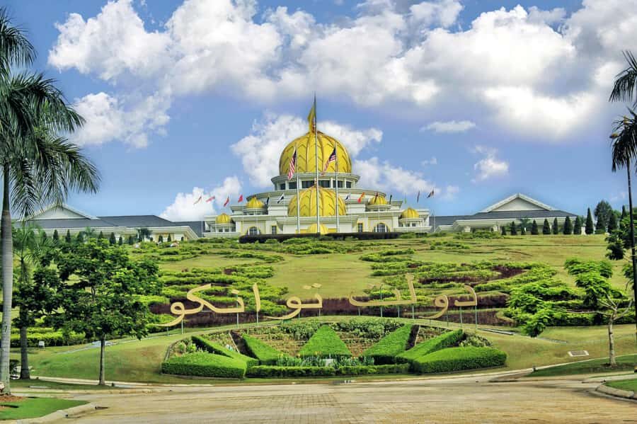 Kuala Lumpur: 4-Hour Tour & KL Towers Visit [Private] - Hotel pickup and the comfort of a private, English-speaking guide