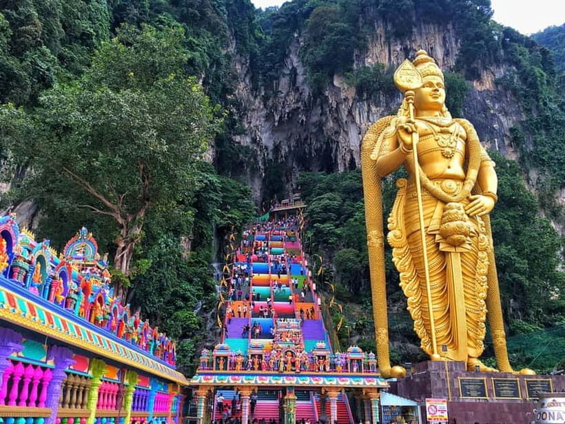Kuala Lumpur Adventure:Kanching Falls, Ramayana & Batu Caves - A Half-Day Circuit: Ramayana Cave, Kanching Falls, Batu Caves in One Ride