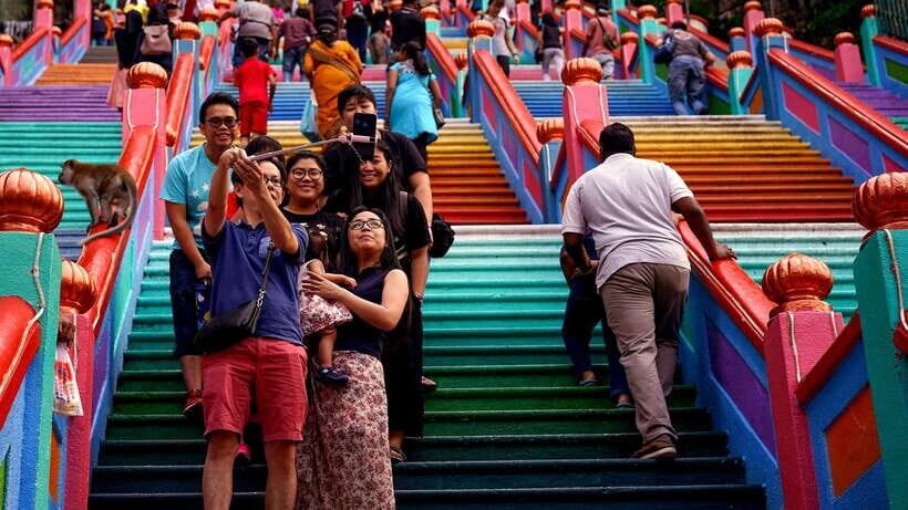 Kuala Lumpur: Batu Caves & Historic Buildings Tour - Should you book this Batu Caves and historic KL tour?