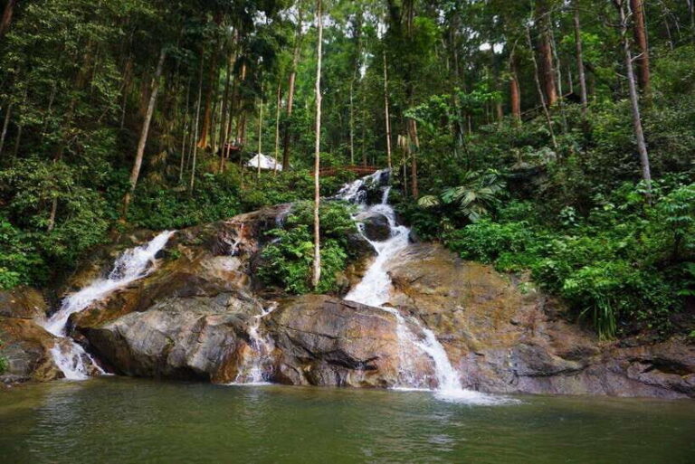 Kuala Lumpur: Batu Caves, Ramayana Caves & Kanching Falls - Getting to Harriston Boutique - MATIC and handling a shared pickup