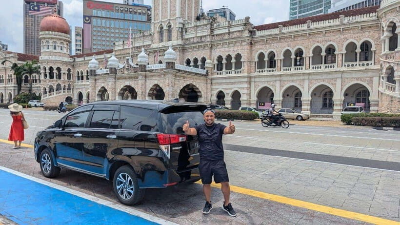 Kuala Lumpur: Batu Caves, Thean Hou Temple & National Mosque - Batu Caves: 272 steps to Lord Murugan and a quick look into cave temples