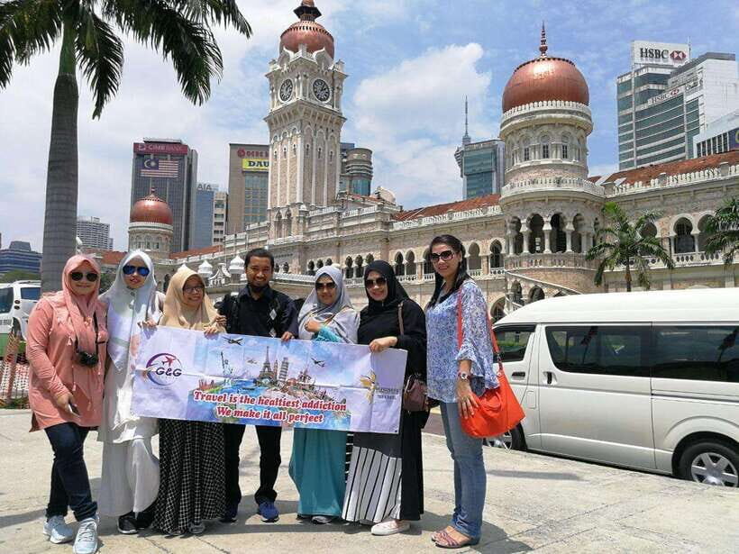 Kuala Lumpur: Batu Caves, Thean Hou Temple & National Mosque - Should you book this Kuala Lumpur religious landmarks tour?