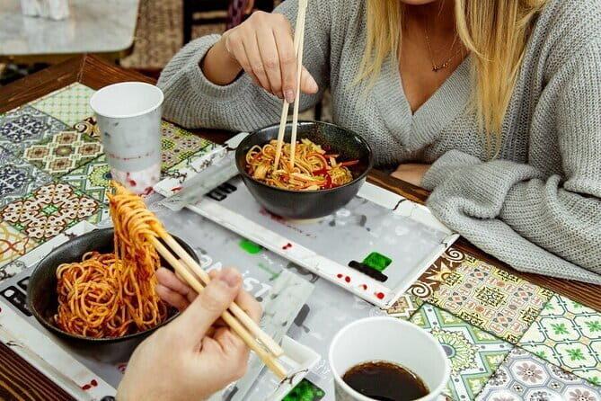 Kuala Lumpur Best Food Tour With A Guide - Chinatown Meets a Real Coffee House Break