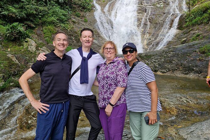 Kuala Lumpur: Cameron Highlands & Batu Caves Private Day Tour - Cameron Bharat Tea Estate: panoramic views and a proper tea-country stroll
