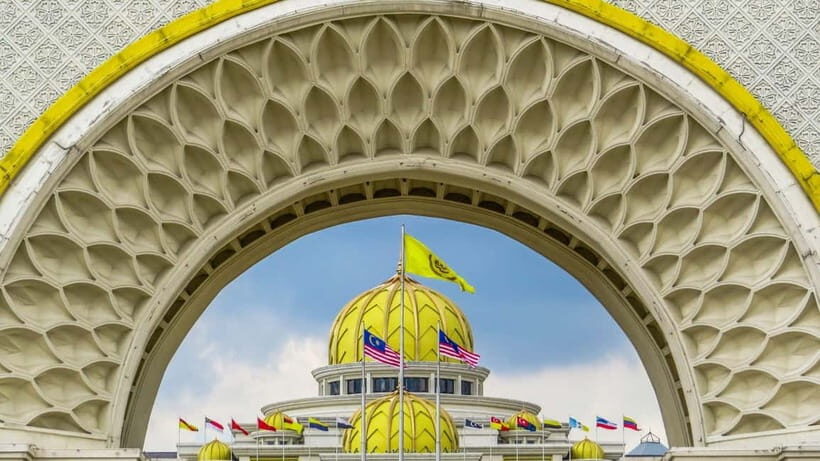 Kuala Lumpur: City Highlights, Batu Caves, and Malacca Tour - What about those “workshops” you’ll stop at?
