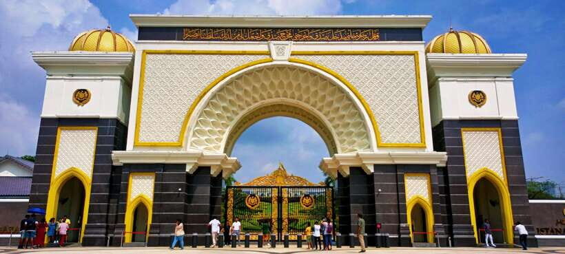 Kuala Lumpur: City Tour & Batu Caves Combo - Batik Workshop Time at East Coast Batik Factory: Art You Can Recognize Later