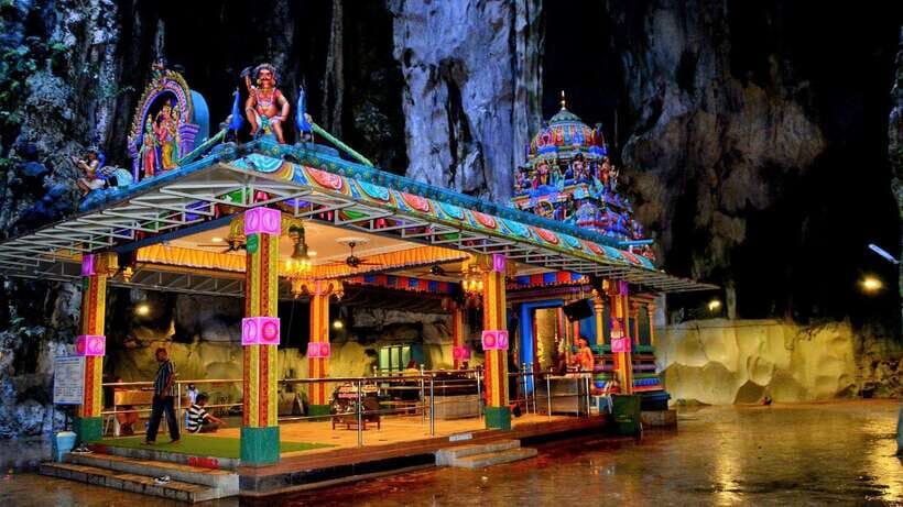 Kuala Lumpur: City Tour & Batu Caves Combo - Petronas Twin Towers: Best Photo Views Without the Full Ticket Time