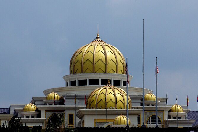 Kuala Lumpur City Tour Full Day 8 hours - Batu Caves: Free Entry, Fast Tour Energy, Real Temple Details