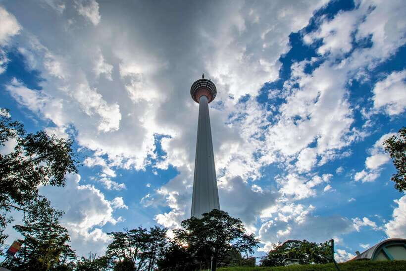 Kuala Lumpur City Tour with KL Tower Ticket - Istana Negara to the National Monument: learning KL’s “story mode”