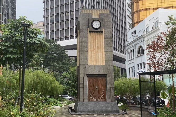 Kuala Lumpur Colonial History Walk - Private Guided Tour - Sultan Abdul Samad: the colonial government complex in full view