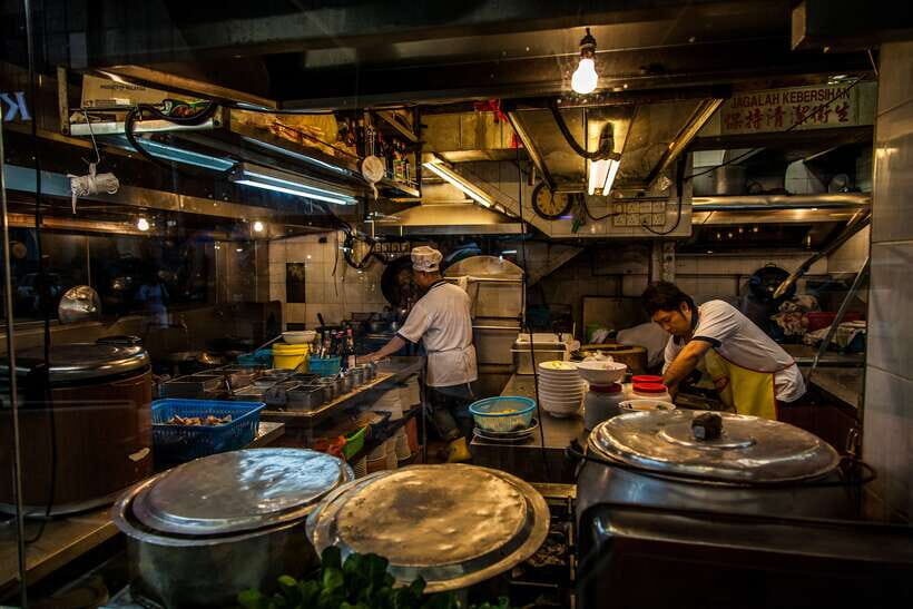 Kuala Lumpur: Evening Food Tour by Bike - Why Kuala Lumpur Feels Different on a Bike After Dark