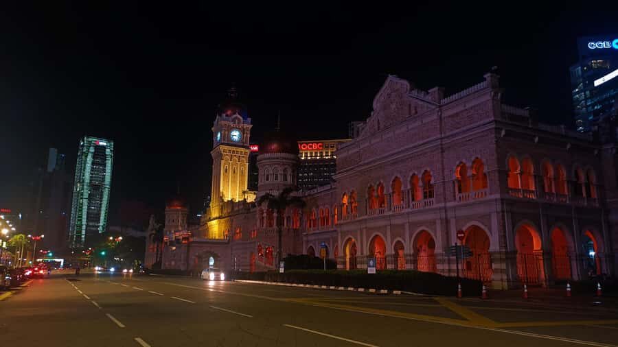 Kuala Lumpur: Evening Tour with Kuala Lumpur Tower Tickets - Merdeka Square at Night: Independence, Colonial Edges, and a Cricket Ground