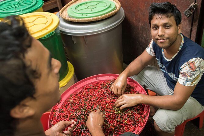 Kuala Lumpur Food Tour Through Chow Kit - Where you meet at 3.30pm and how the timing feels