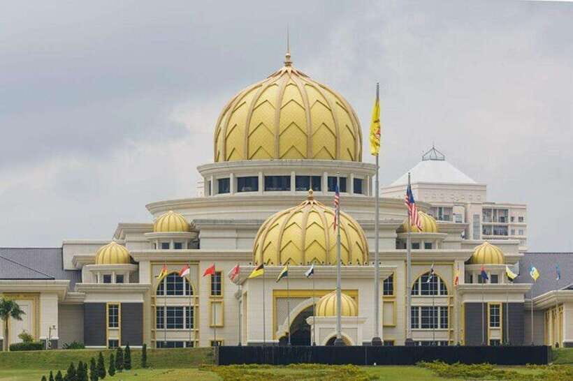 Kuala Lumpur: Full-Day Private City Highlights Tour - Key highlights at a glance