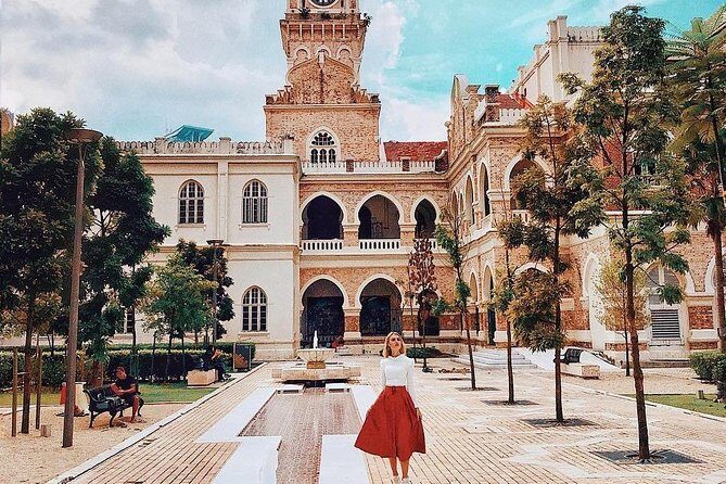 ️ Kuala Lumpur Instagram Tour: Most Famous Spots (Private & All-Inclusive) - Batu Caves: Lord Murugan, rainbow steps, and stair strategy