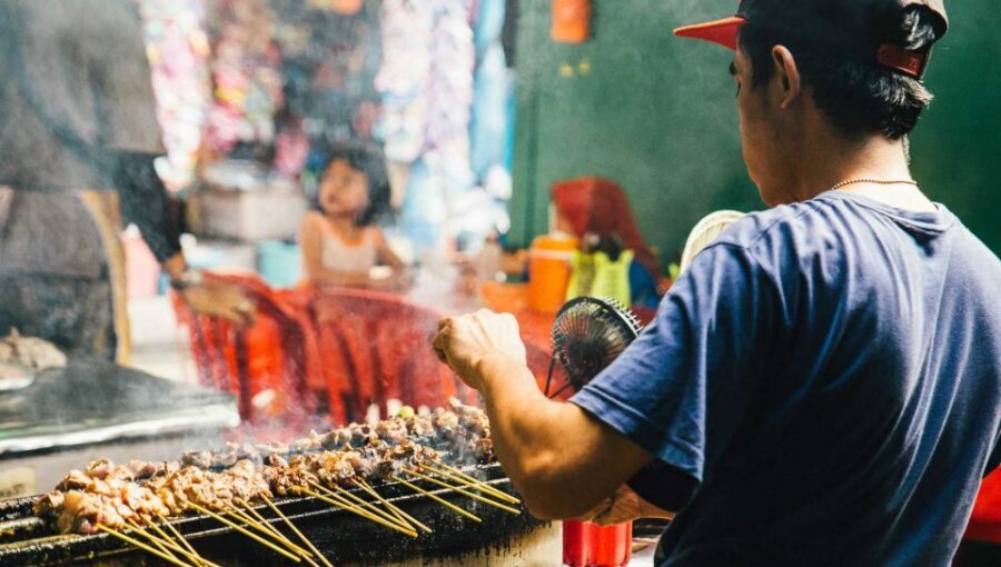Kuala Lumpur: Local Street Food Night Tour - Who this tour is best for