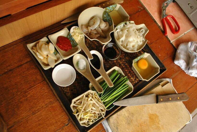 Kuala Lumpur: Malaysian Cooking Class with Market Tour - Should You Book LaZat’s Market-to-Class Cooking Experience?