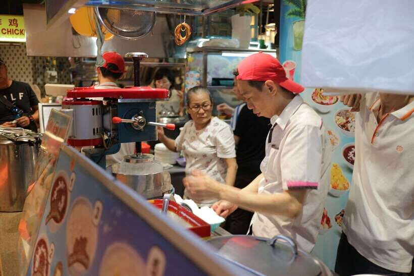 Kuala Lumpur: Nightlife Street Food Tour with 6 Tastings - Pace, Comfort, and Who This Tour Fits Best