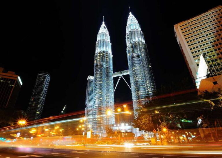 Kuala Lumpur Petronas Towers e-Tickets - E-Tickets Done Right: WhatsApp/Email Is the Ticket, Not the Voucher
