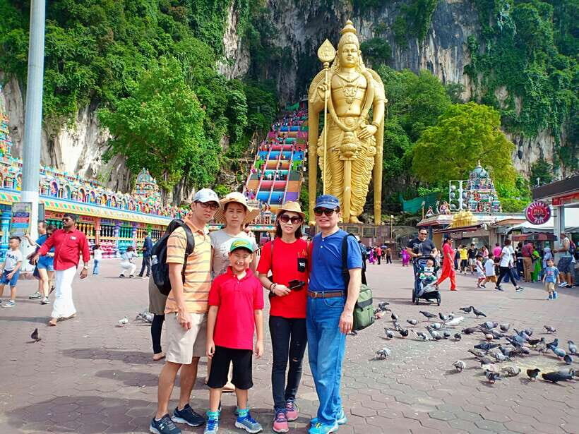 Kuala Lumpur: Private Batu Cave, National Mosque Tour, Lunch - The half-day schedule: how to get value without rushing