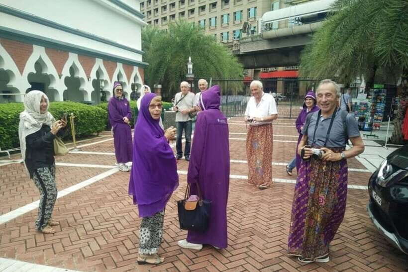 Kuala Lumpur: Private custom walking tour with a local guide - What you’ll learn while you’re walking (and why it’s worth paying for)