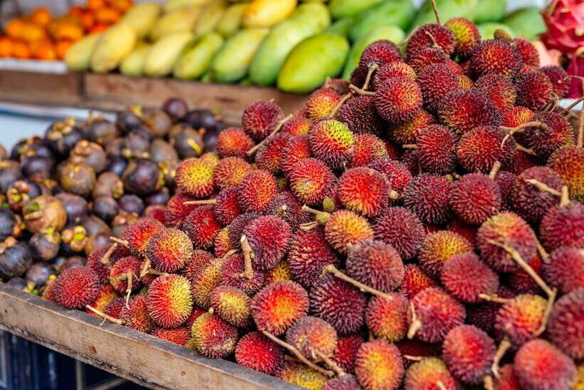 Kuala Lumpur: Private Food Tour – 10 Tastings with Locals - What You’ll Actually Eat: 10 Tastings Across Savory, Sweet, and Drinks