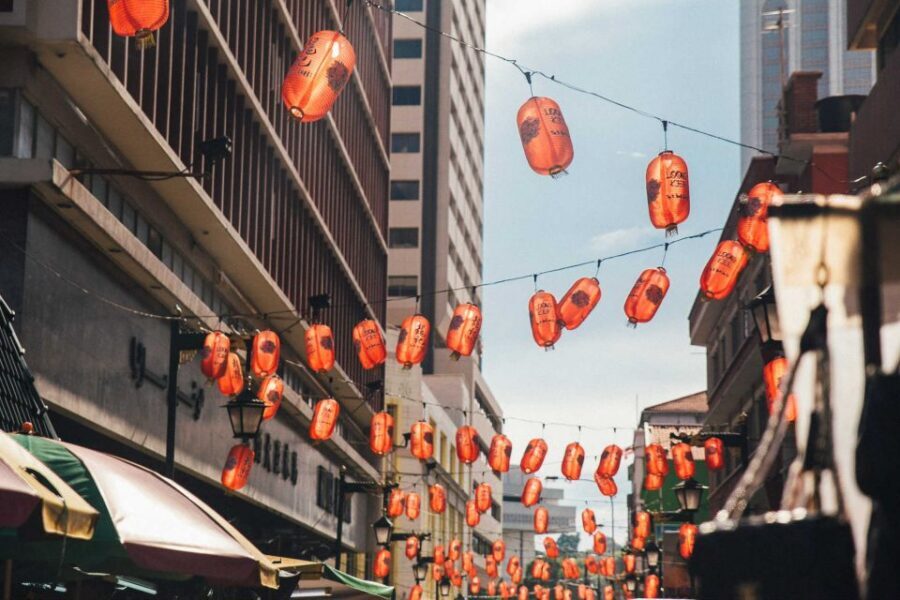 Kuala Lumpur: Private Food Tour – 10 Tastings with Locals - Pacing and Comfort: A Walking Tour You Should Enter Hungry